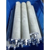 供應(yīng)優(yōu)質(zhì)彈簧刷輥